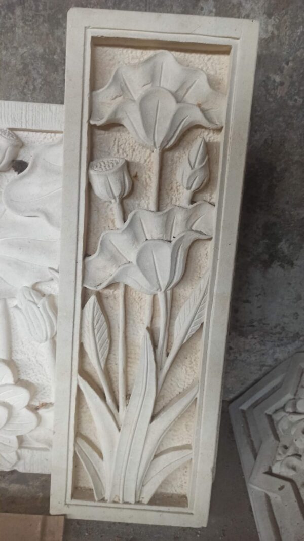 Ornament Batu Putih Motif 5