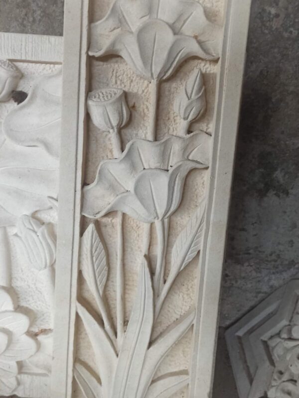 Ornament Batu Putih Motif 5