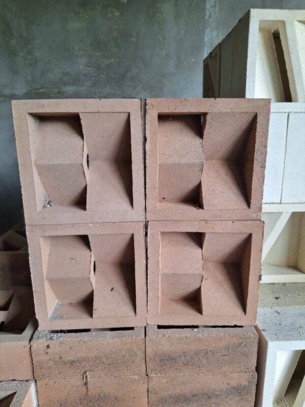 Roster Terakota Motif M